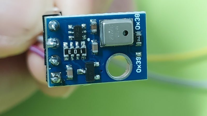 ESP32에서 고정밀 온도, 습도센서인 AHT10 사용하기 – I2C 방식
